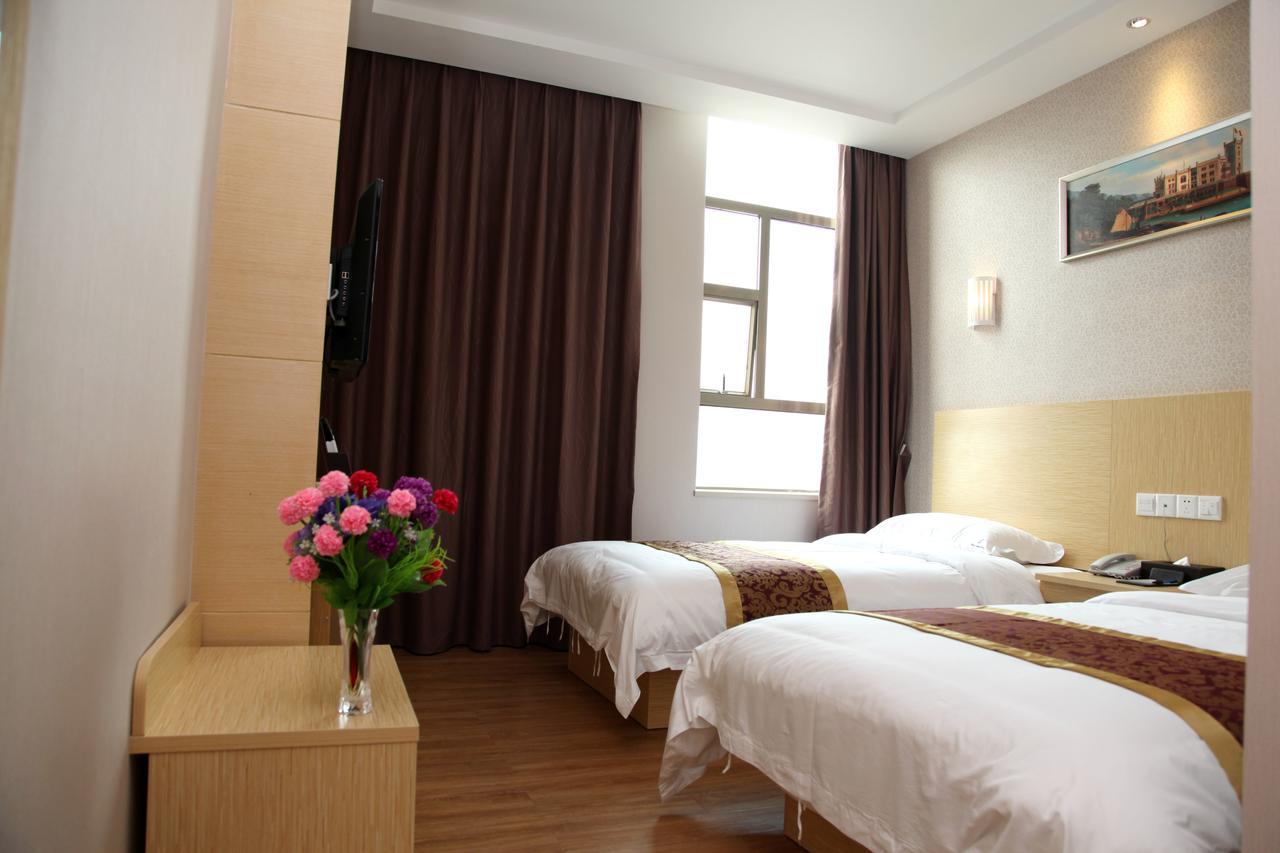 Shenzhen Voyage Boutique Hotel Exterior photo